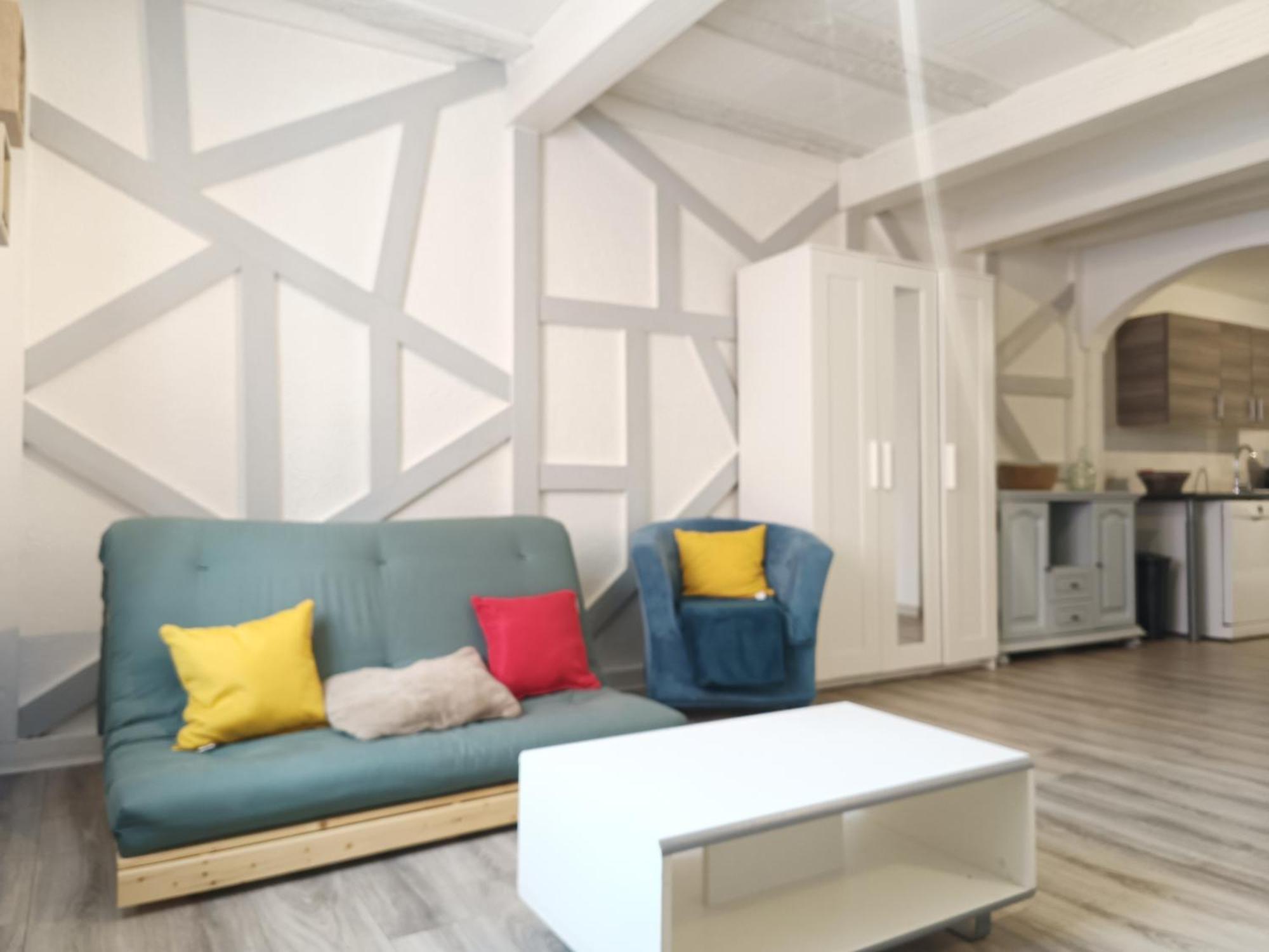 Wintzenheim: Appartement ภายนอก รูปภาพ
